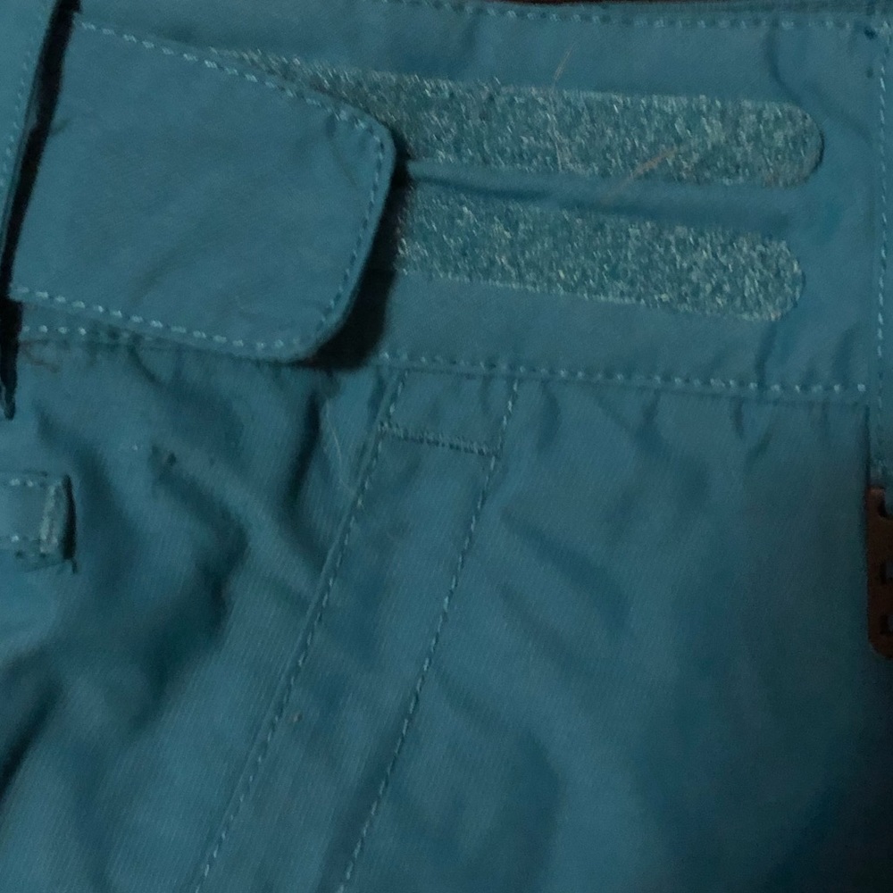 billabong Women’s snowboarding pants - Picture 5 of 7